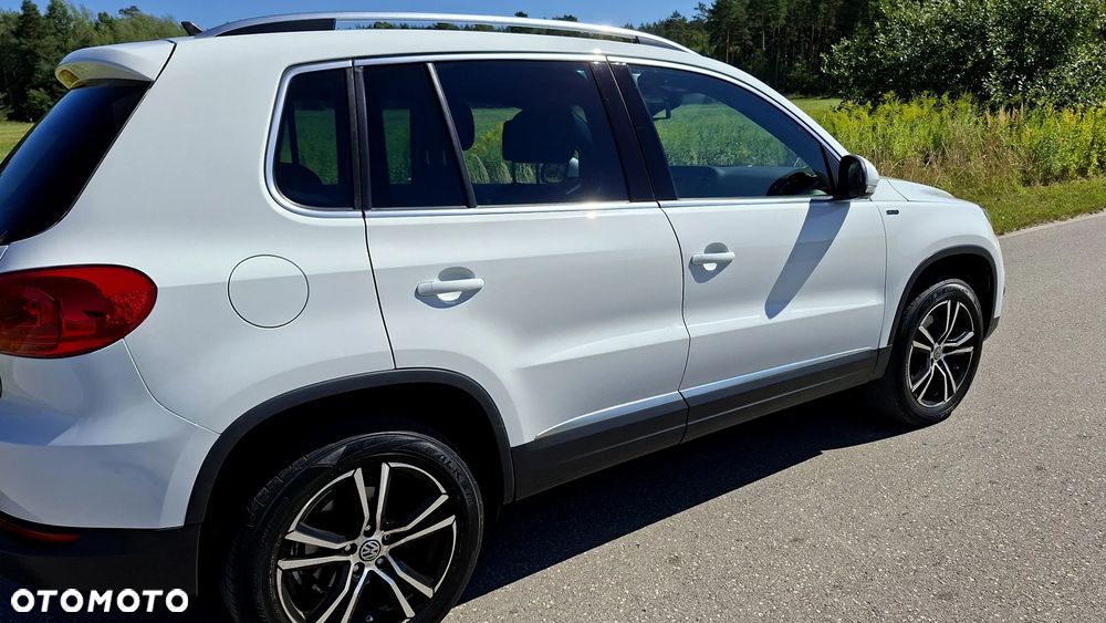 Volkswagen Tiguan 2.0 TDI SCR 4MOTION BlueMotion Technology DSG Lounge Sport & Style - 21