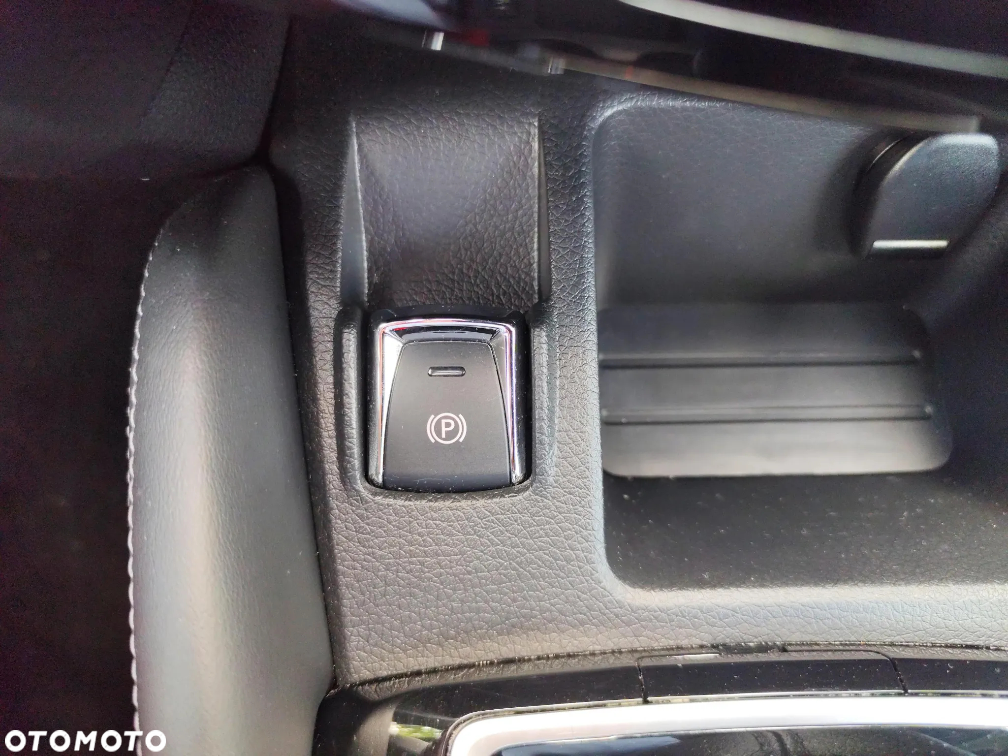 Nissan Qashqai 1.3 DIG-T N-Tec DCT - 29