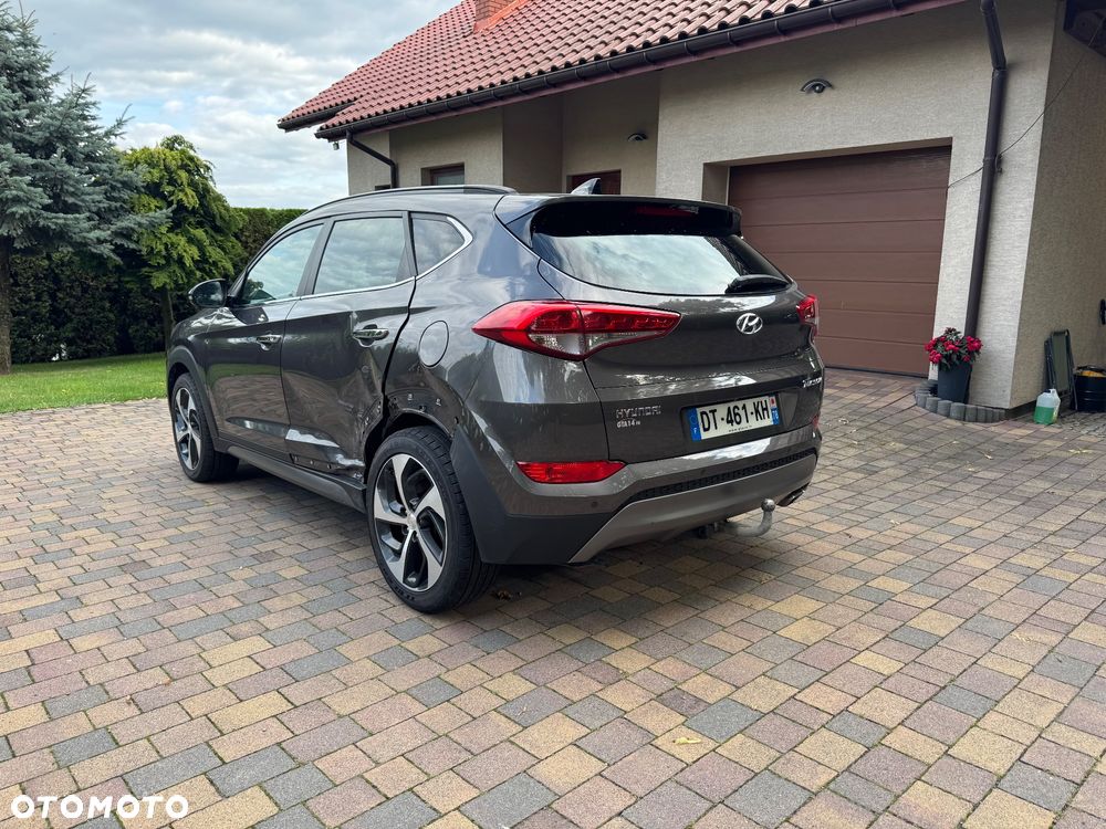 Hyundai Tucson 2.0 CRDI BlueDrive Style 2WD - 3