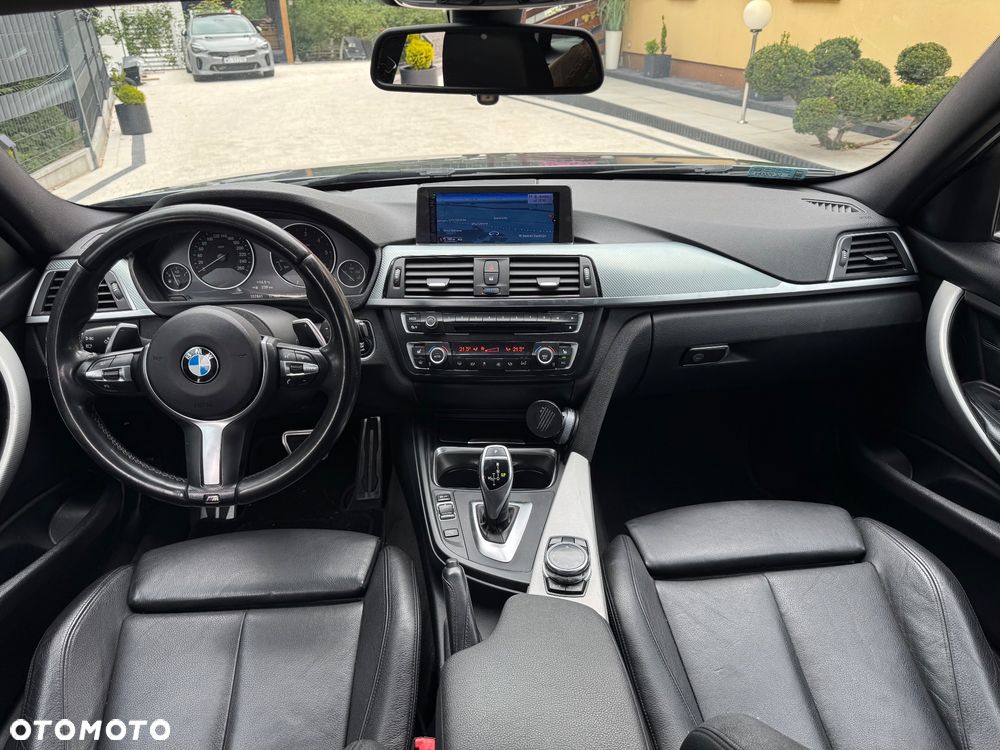BMW Seria 3 320d xDrive Sport - 34