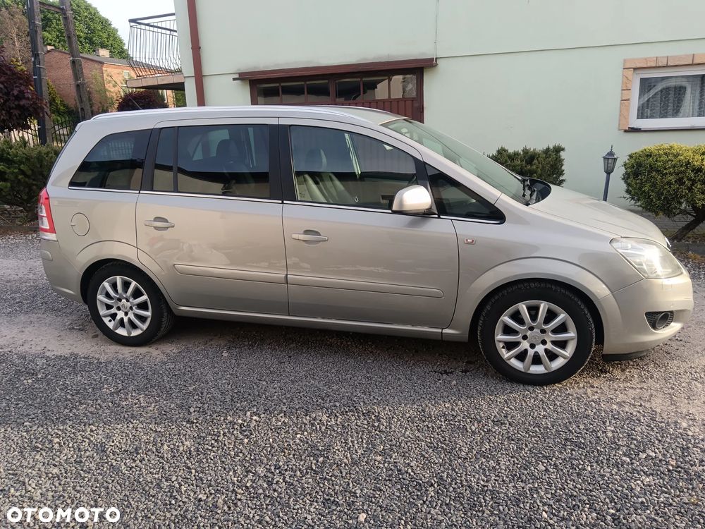 Opel Zafira 1.8 Innovation 110 Jahre - 4