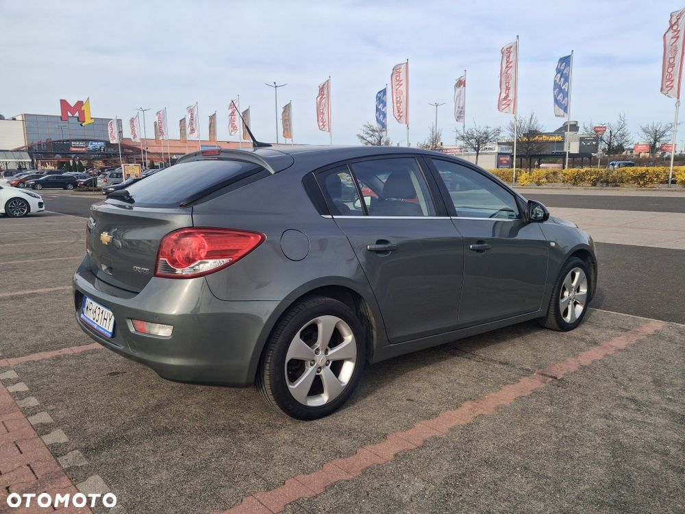 Chevrolet Cruze - 3
