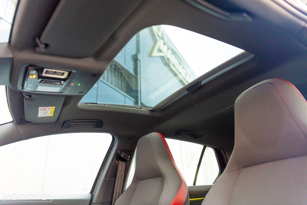 VW Golf 2.0 TSI GTI DSG - 8