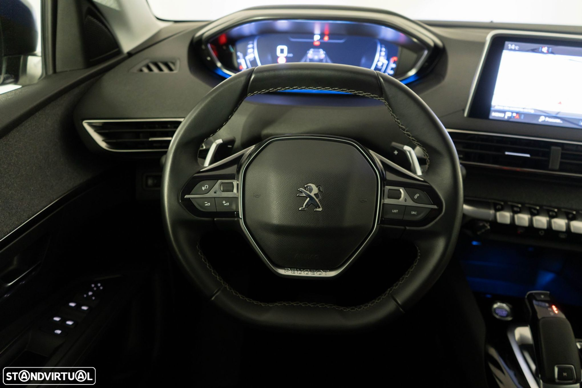 Peugeot 3008 1.2 PureTech Allure EAT6 - 29