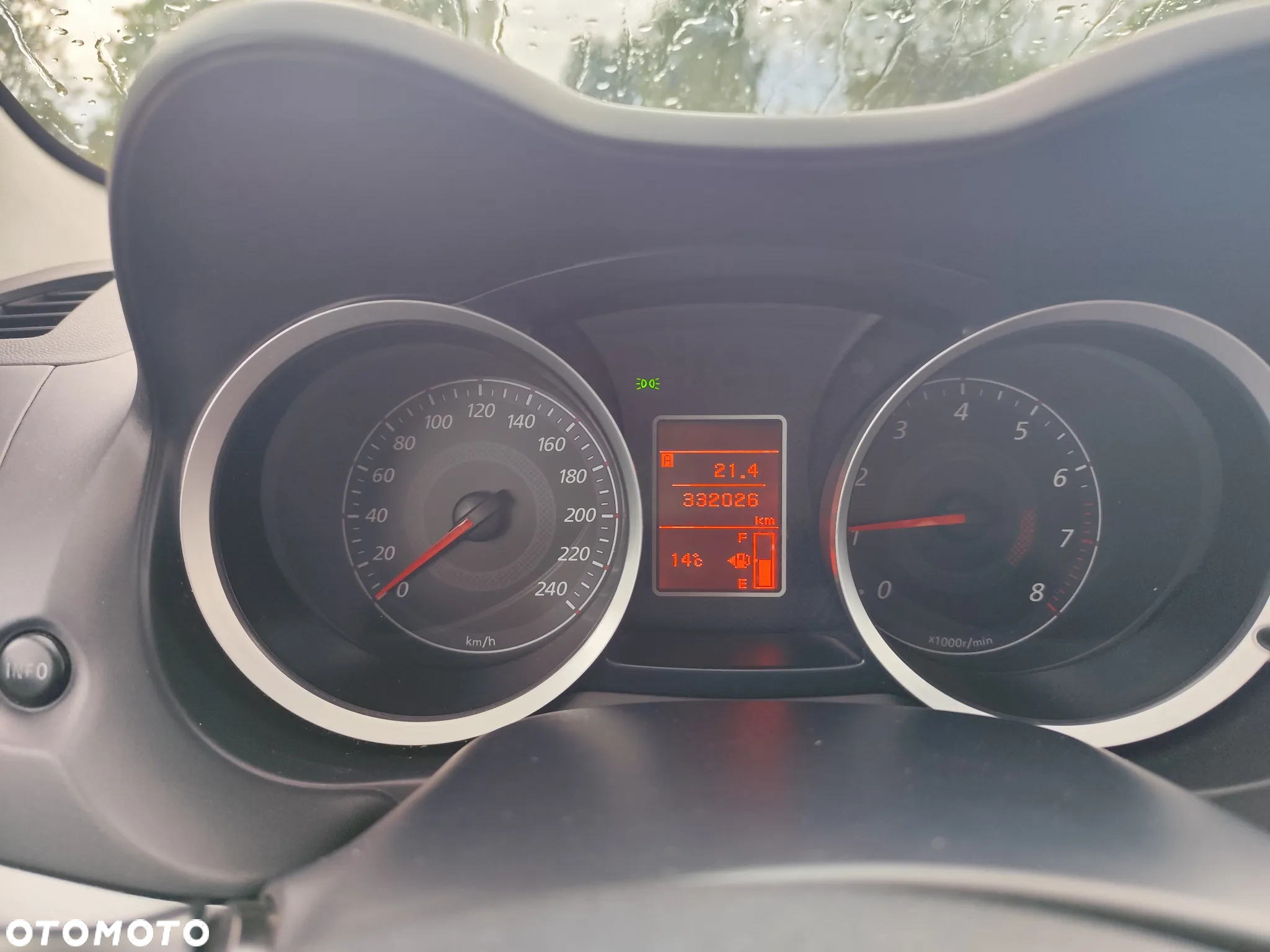 Mitsubishi Lancer 1.8 Invite - 25