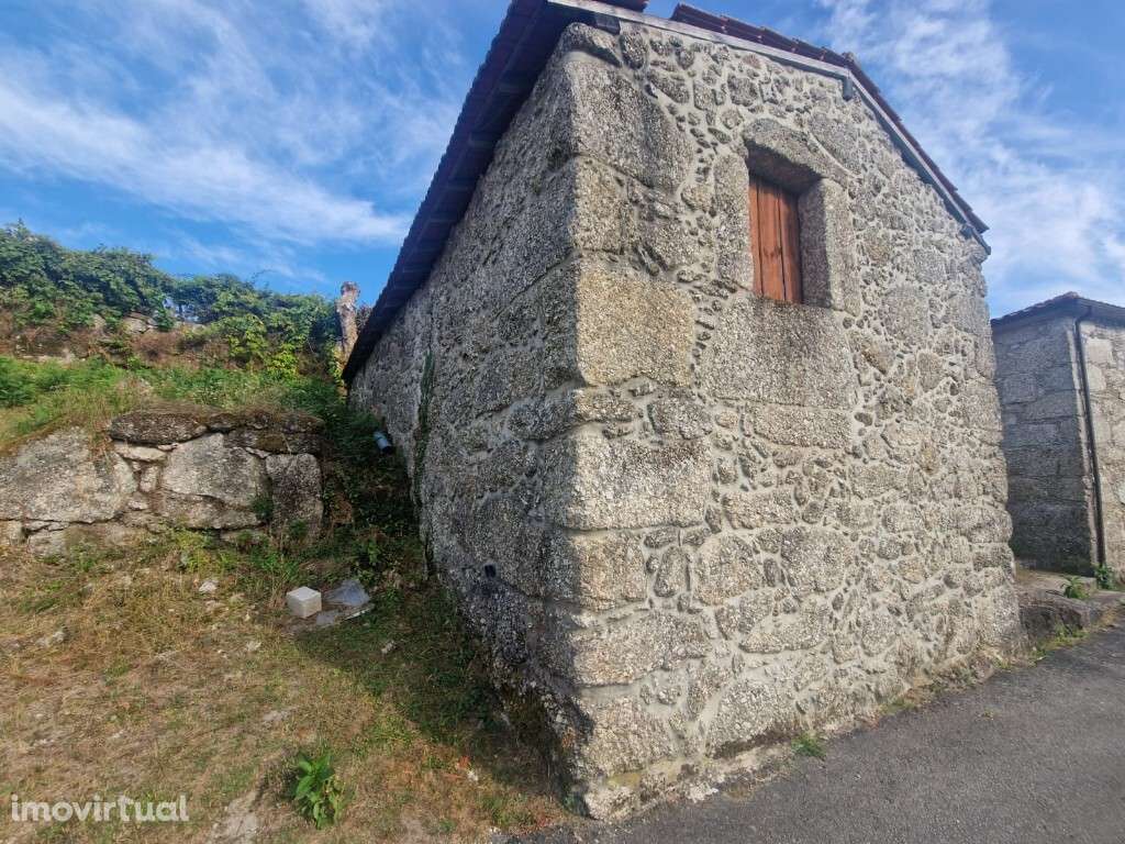 Moradia p/ Restauro - Vieira do Minho - Grande imagem: 3/5