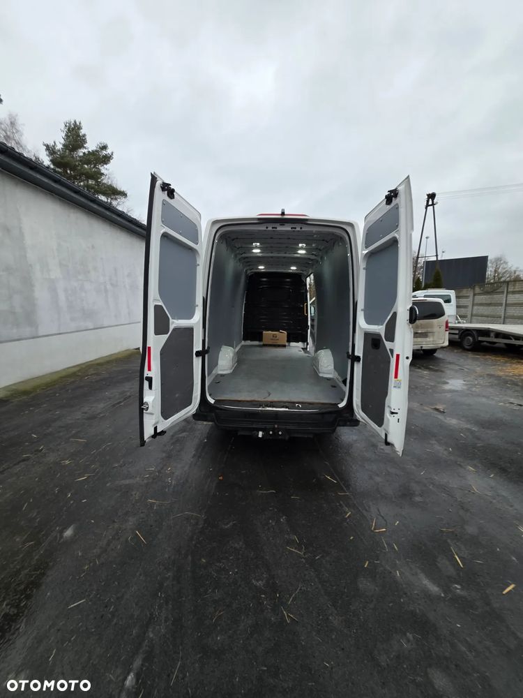 Volkswagen Crafter - 31