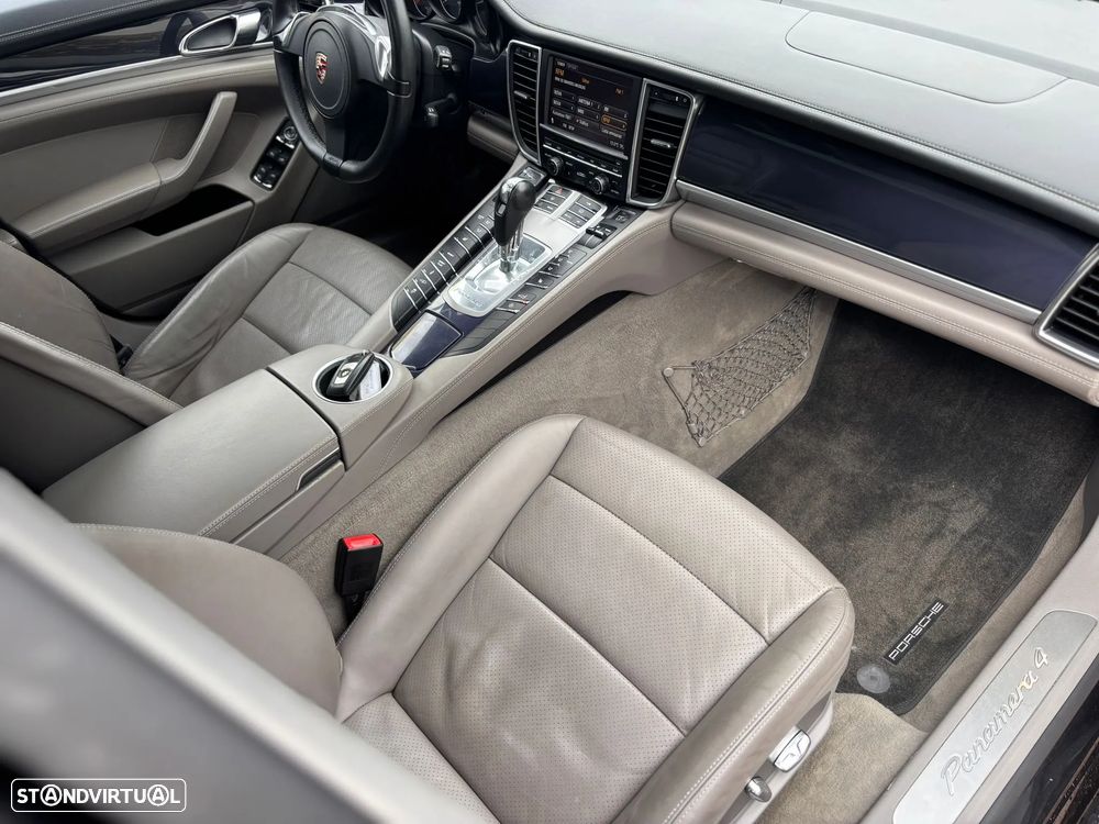 Porsche Panamera PDK Platinum Edition - 7