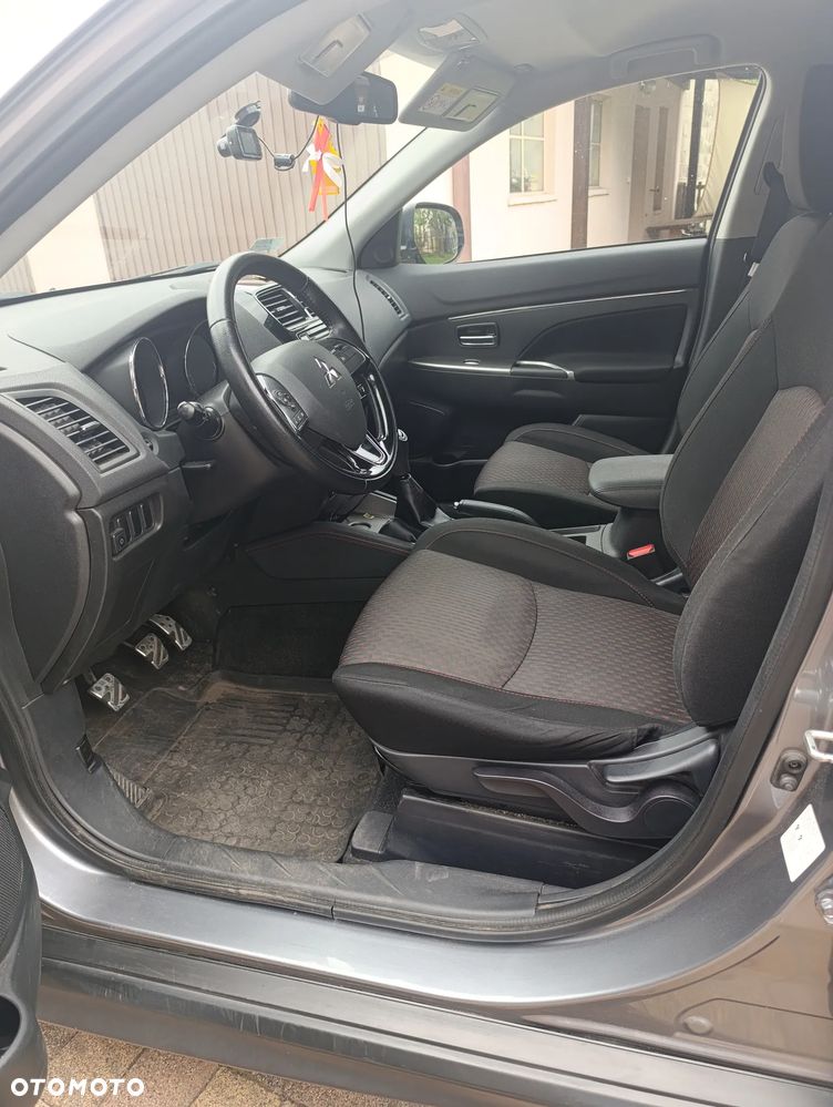 Mitsubishi ASX 1.6 Black Edition - 7