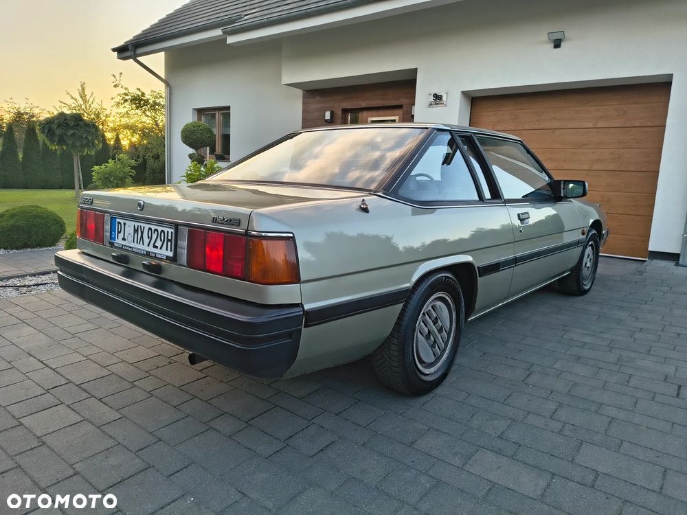 Mazda 929 - 21