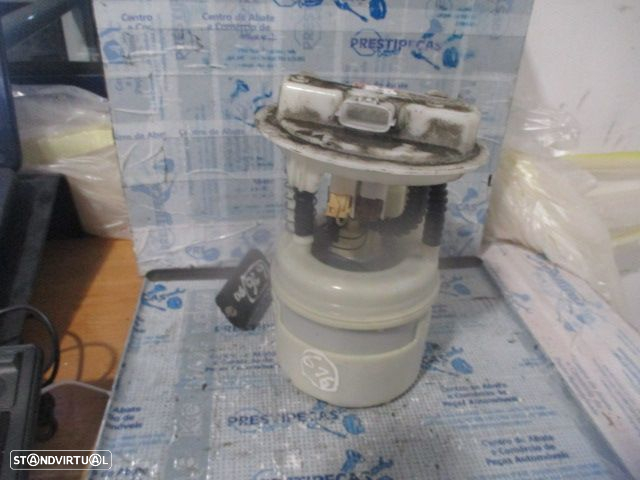 Bomba Combustivel 09746529900 172022377R DACIA LOGAN 2 MCV FASE 1 2013 1.2I 75CV 5P BRANCA GASOLINA - 2