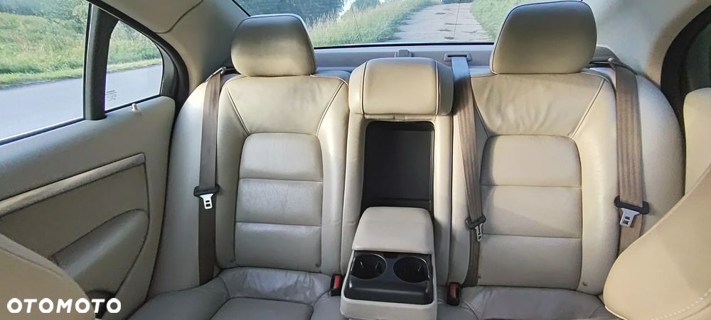 Volvo S80 D5 Momentum - 11