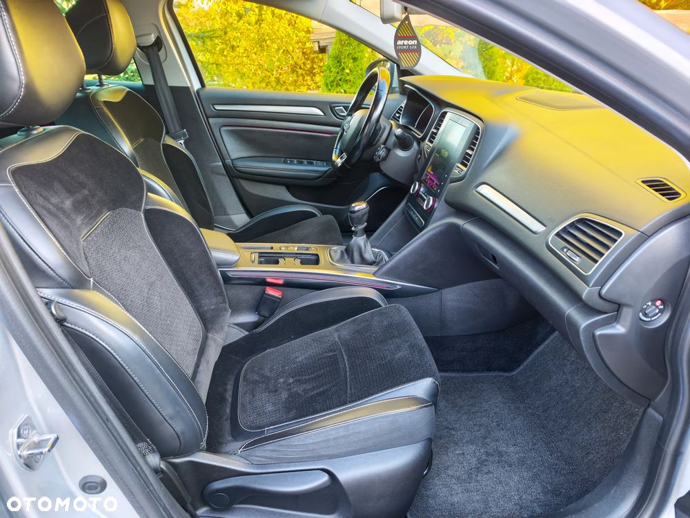 Renault Megane ENERGY dCi 110 Start & Stop Bose Edition - 28