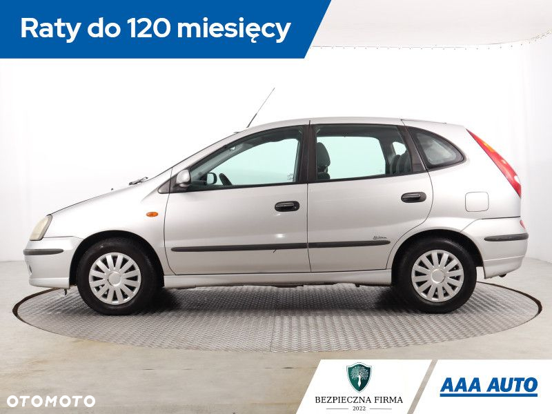 Nissan Almera Tino - 3