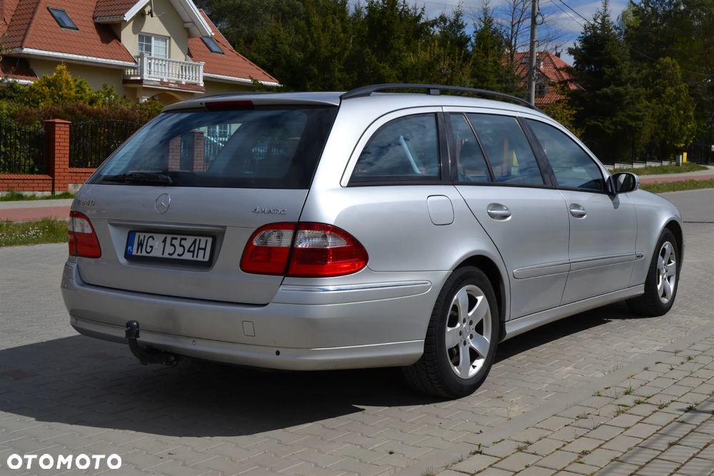 Mercedes-Benz Klasa E 240 4Matic Avantgarde - 6