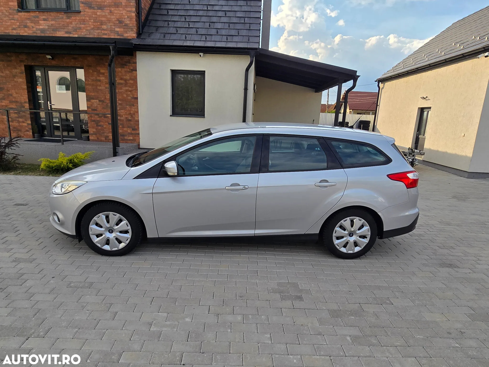 Ford Focus 1.6 TDCi DPF Start-Stopp-System Ambiente - 15