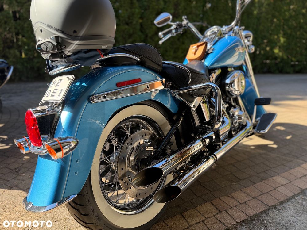 Harley-Davidson Softail Deluxe - 2