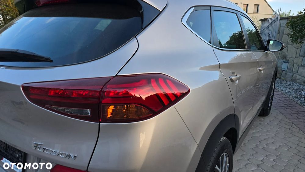 Hyundai Tucson 1.6 GDi 2WD Select - 23