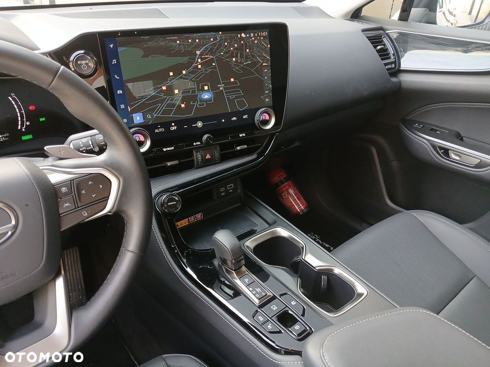 Lexus NX 350h Prestige AWD - 18