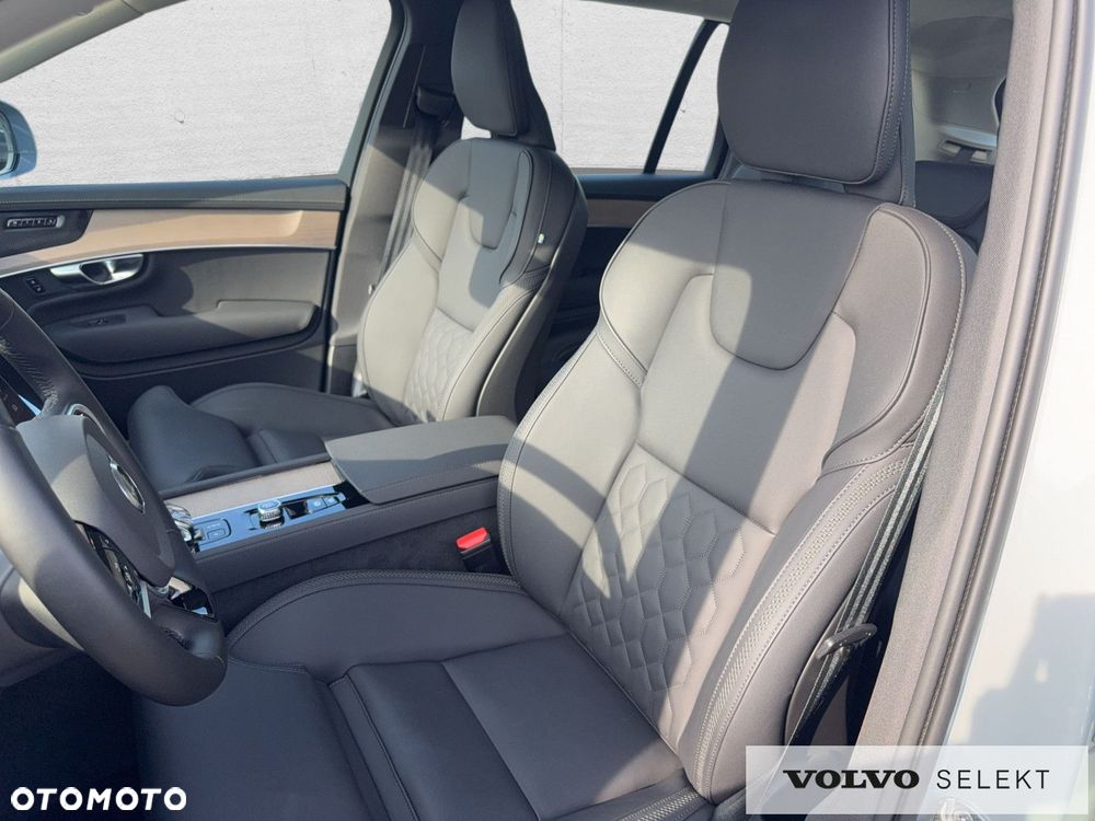 Volvo XC 90 - 13