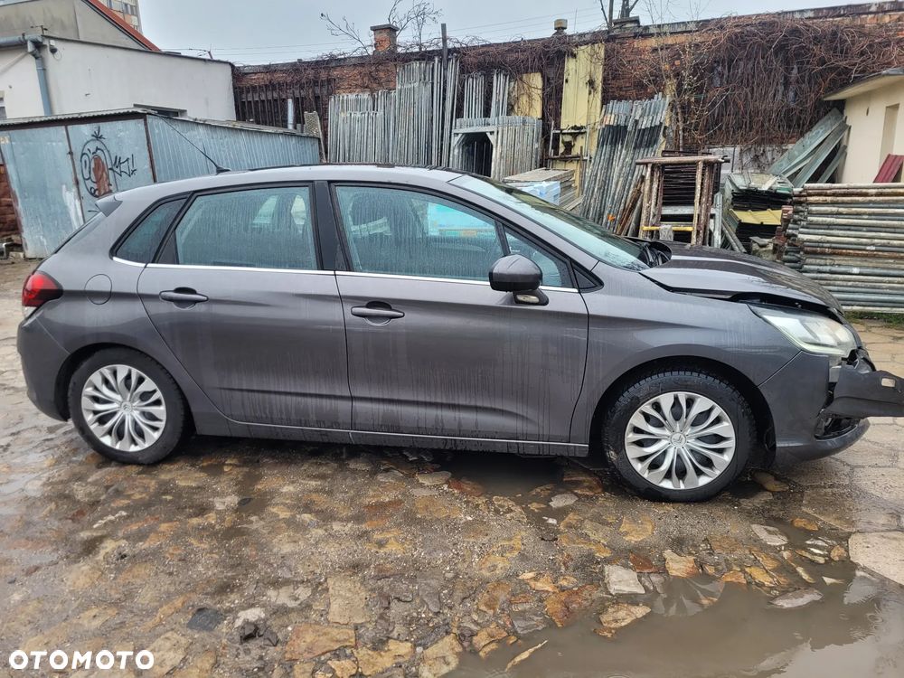 Citroën C4 BlueHDi 100 Selection - 10