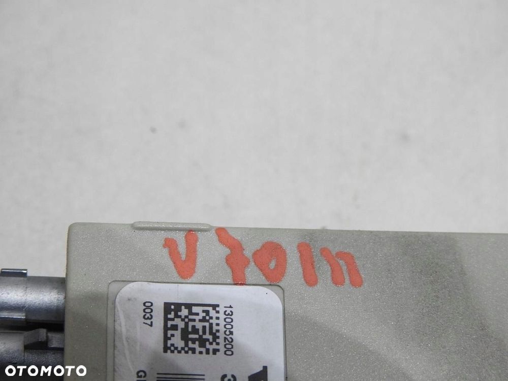 WZMACNIACZ ANTENY VOLVO V70 III 30679658 - 6