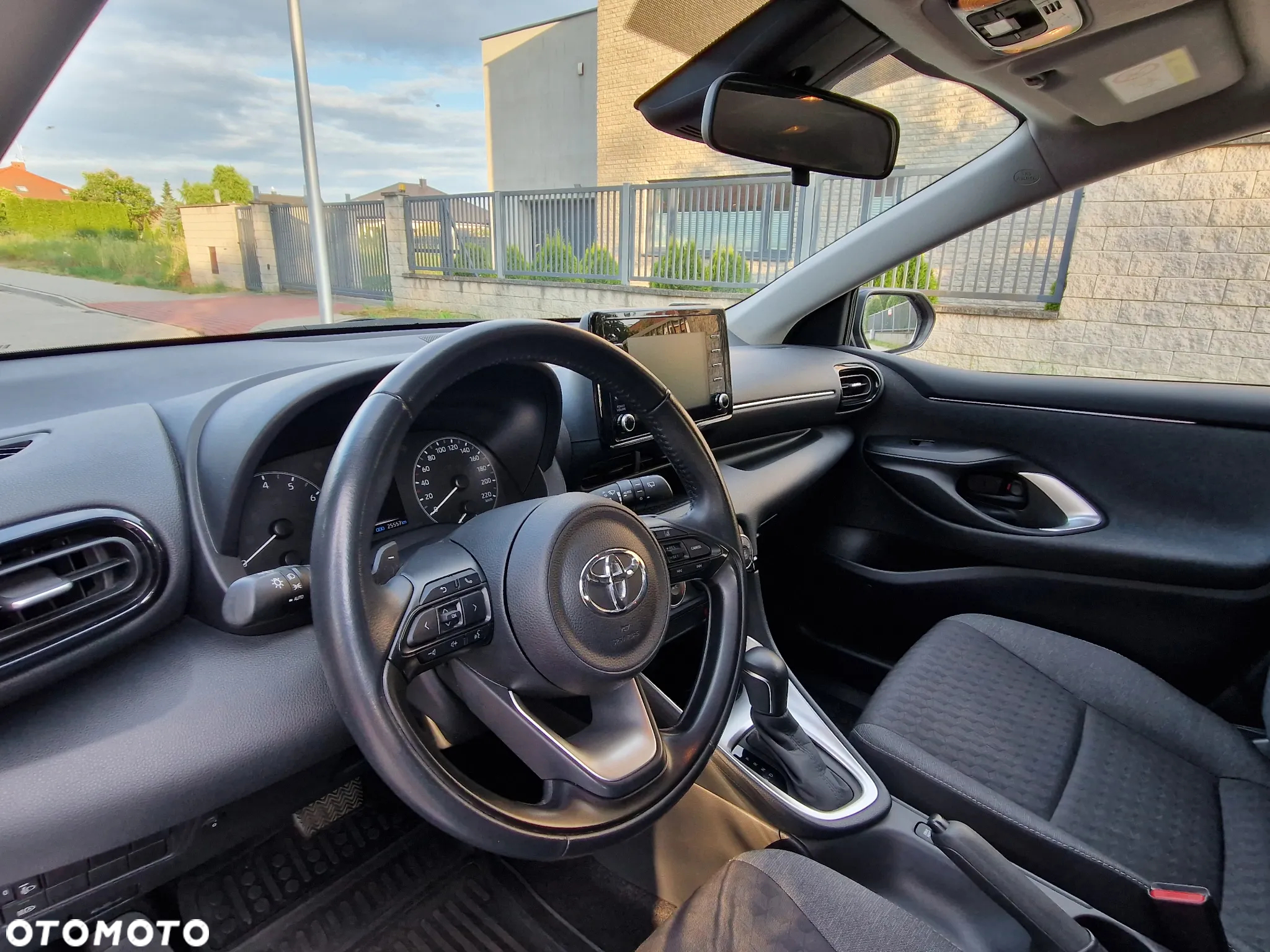Toyota Yaris 1.5 Comfort CVT - 11