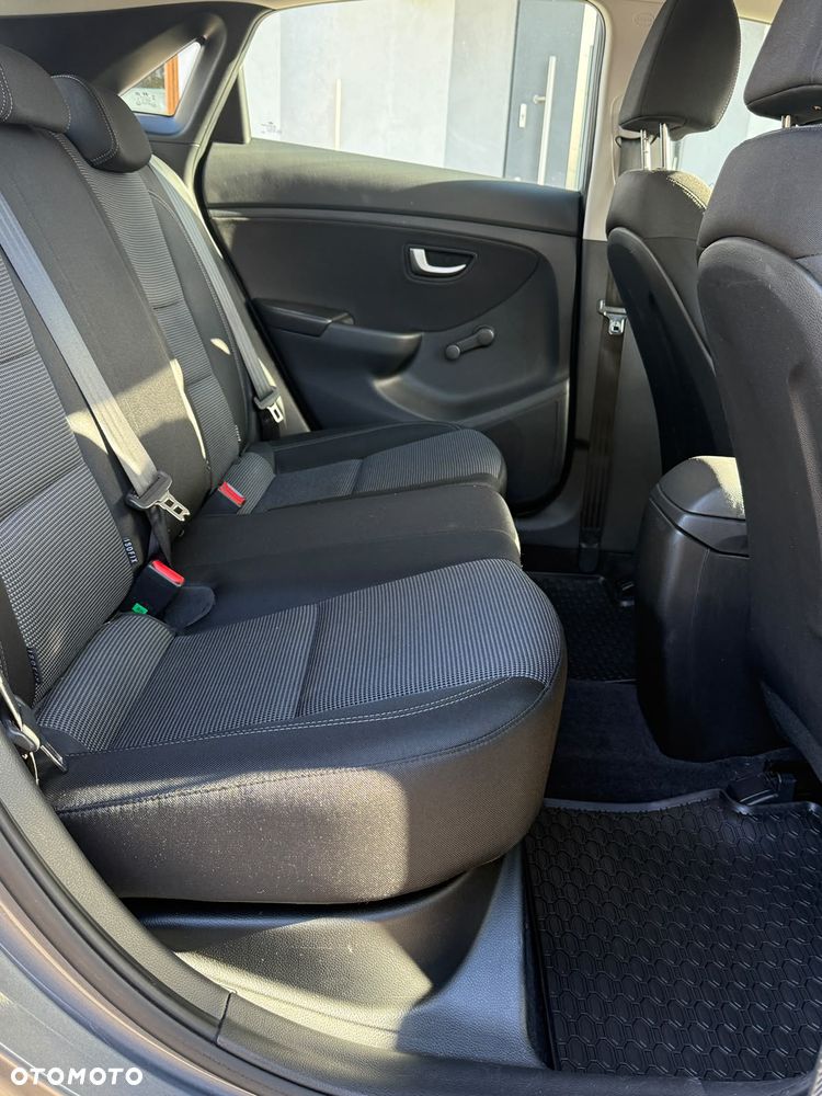 Hyundai i30 - 15
