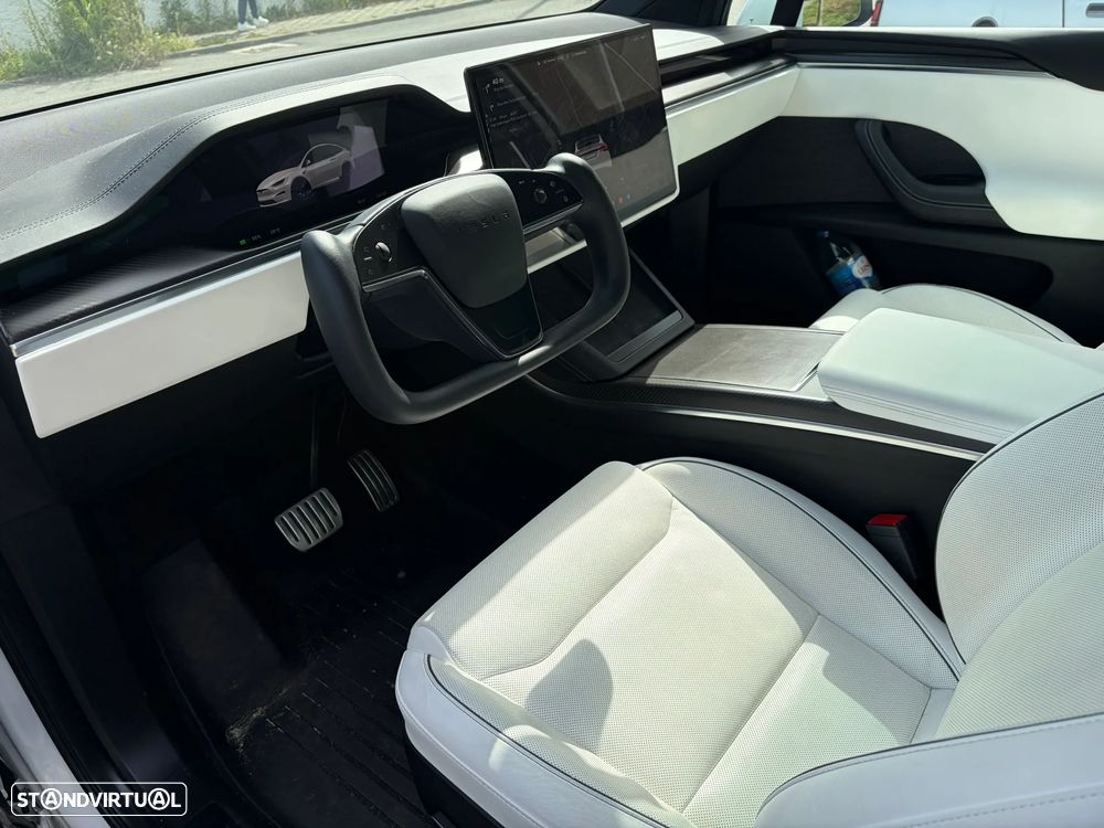 Tesla Model X Plaid AWD - 8