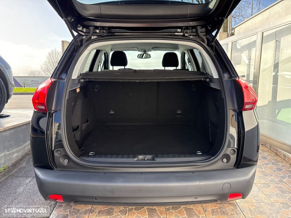 Peugeot 2008 1.2 PureTech Style - 5