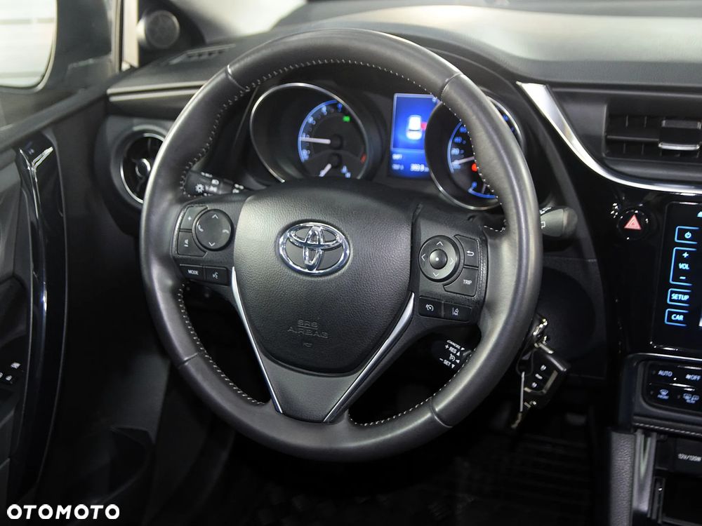 Toyota Auris - 23