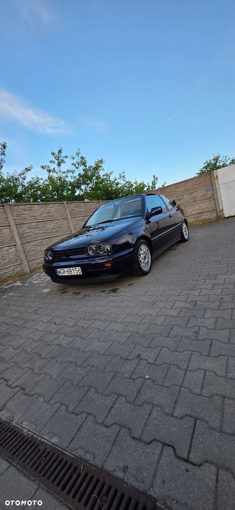 Volkswagen Golf 1.8 - 8