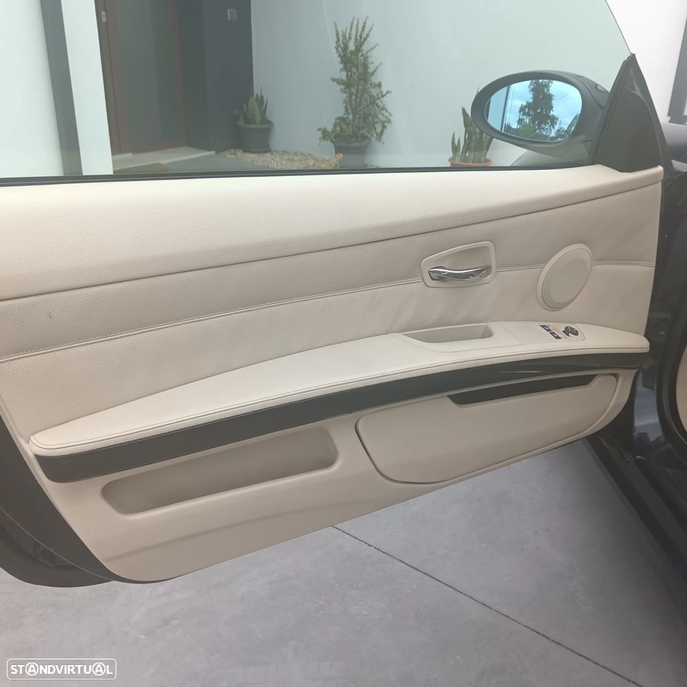 BMW 320 d Coupe Auto - 17