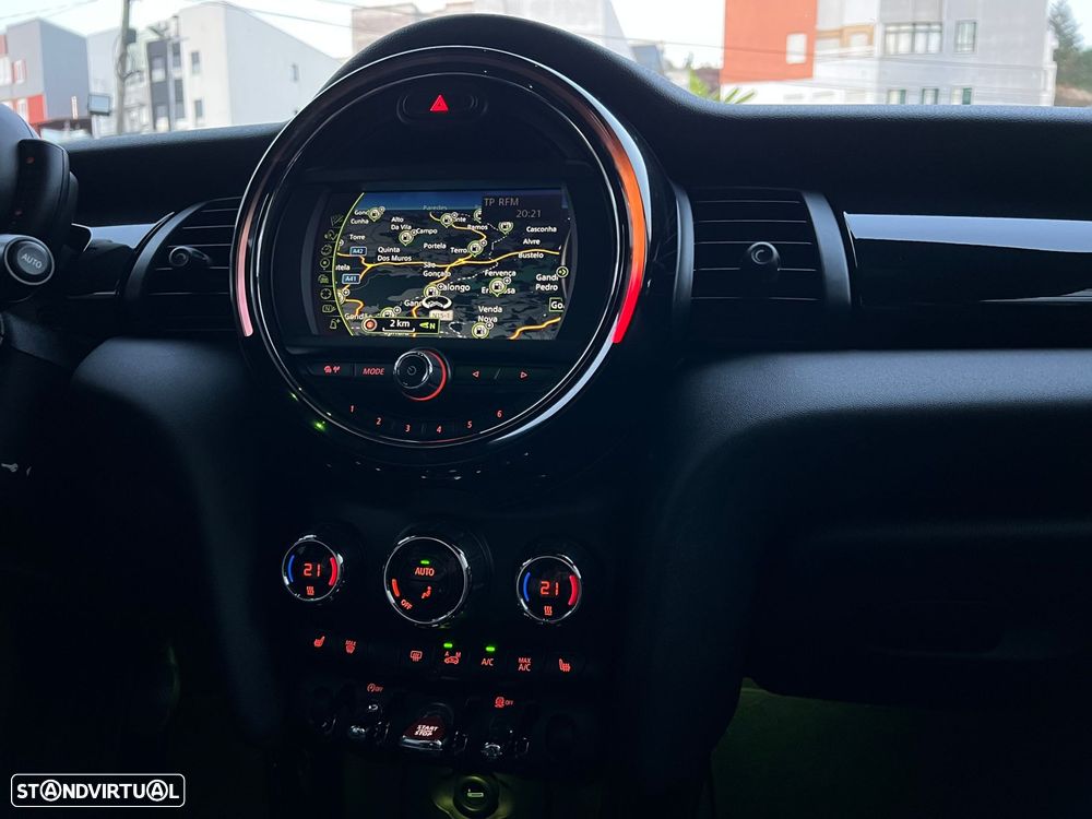 MINI 5 Portas Cooper D - 16