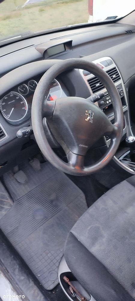 Peugeot 307 - 9