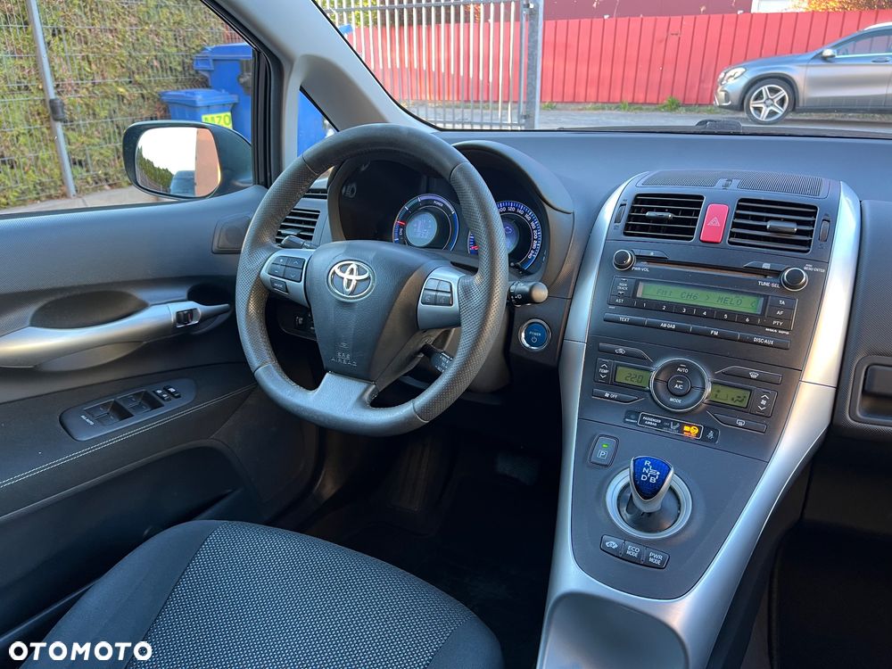 Toyota Auris - 32