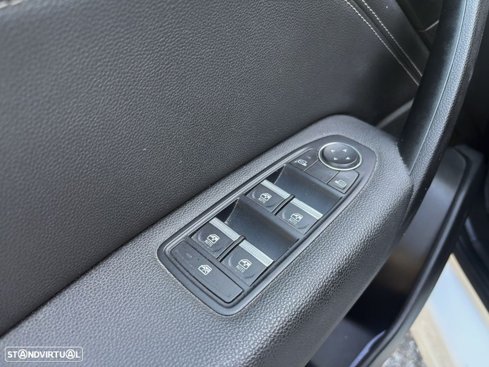 Renault Captur 1.0 TCe Intens Bi-Fuel - 17