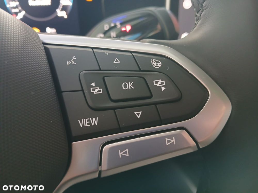 Volkswagen Passat - 19