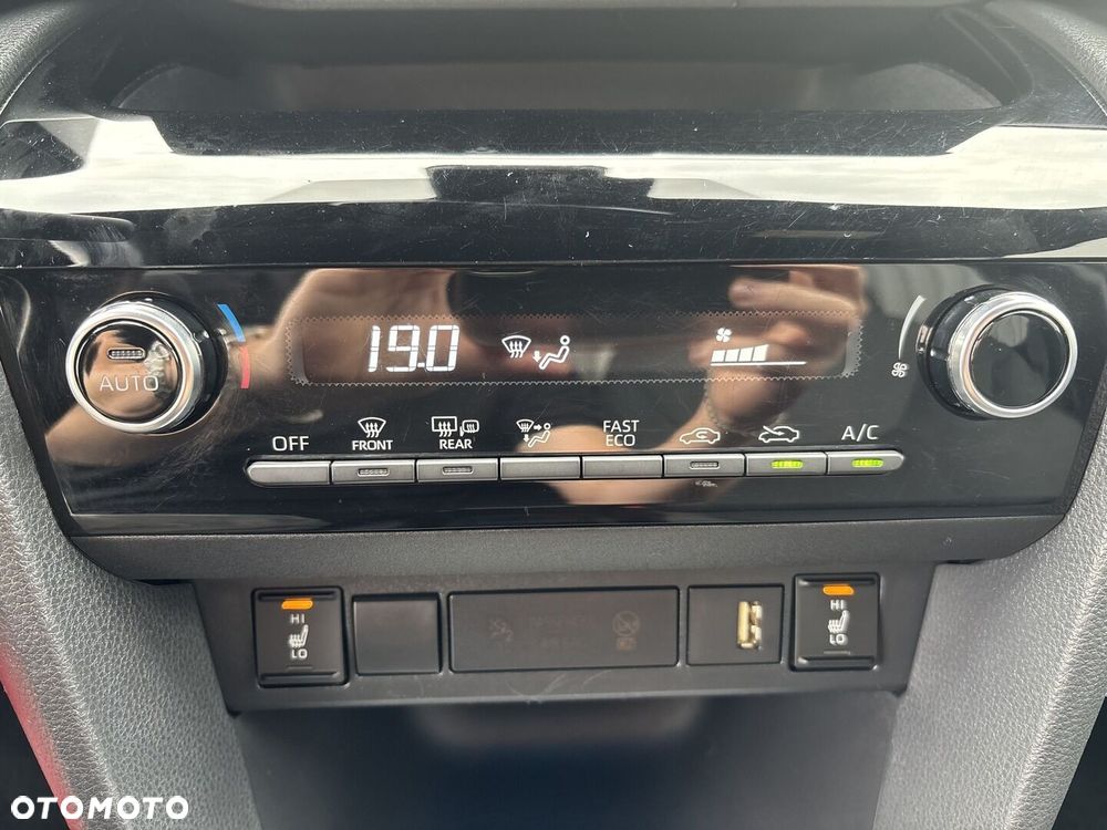 Toyota Yaris Cross Hybrid 1.5 Comfort - 20