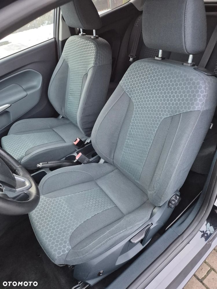 Ford Fiesta 1.4 Sport - 14