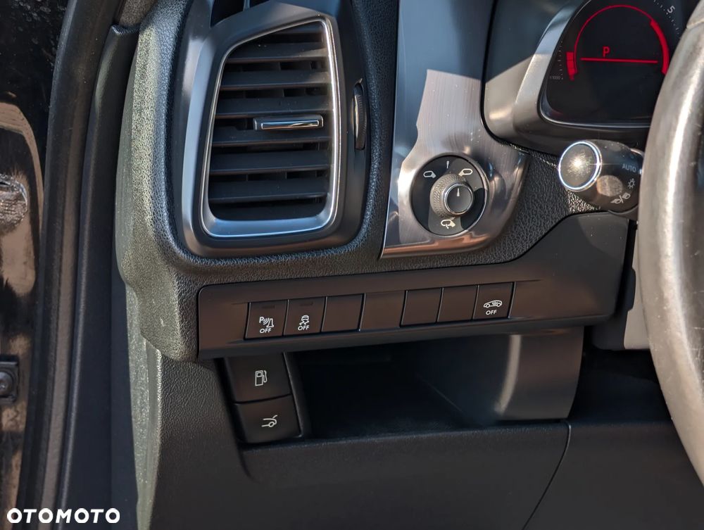 Citroën DS5 HDi 165 SportChic - 21