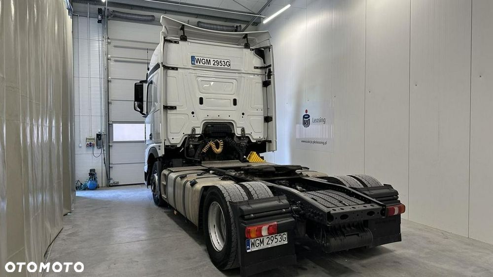 Mercedes-Benz Actros - 6