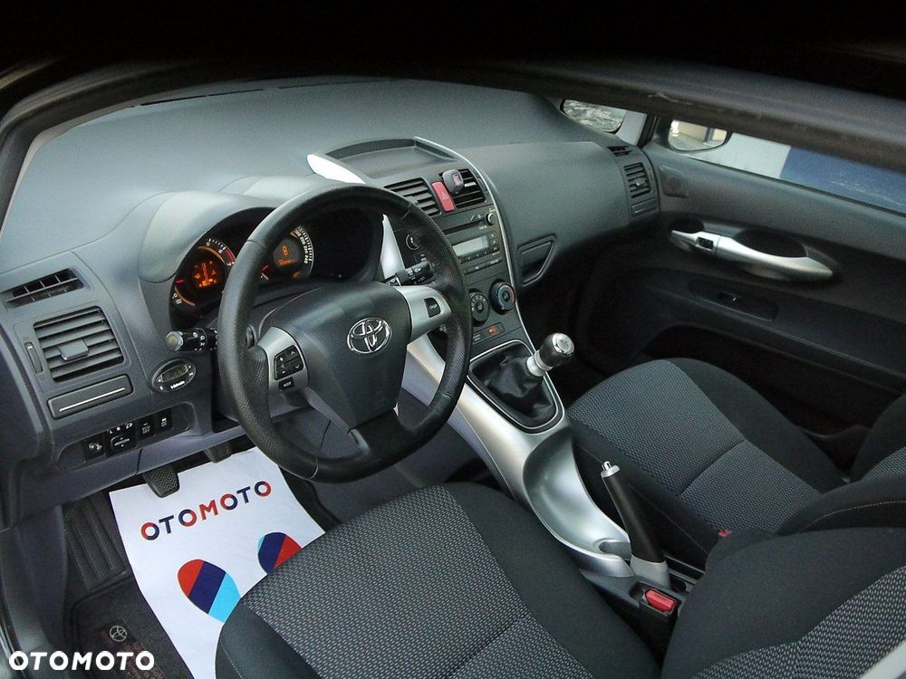 Toyota Auris 1.33 VVT-i Terra - 15