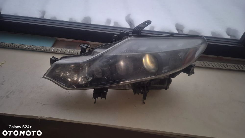 REFLEKTOR LAMPA LEWA  PRZÓD XENON Nissan MURANO Z51 - 2