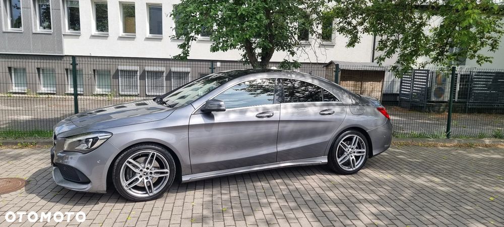 Mercedes-Benz CLA 250 4Matic 7G-DCT AMG Line - 3
