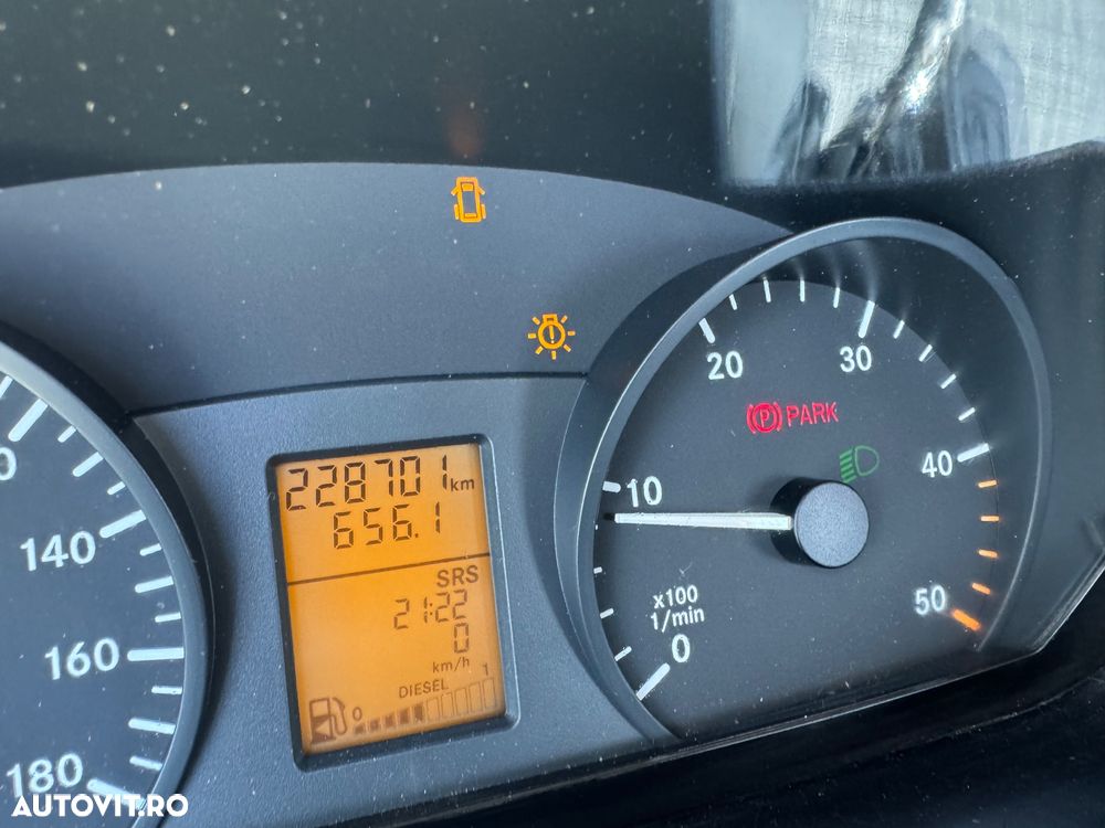 Mercedes-Benz Sprinter 515 - 9