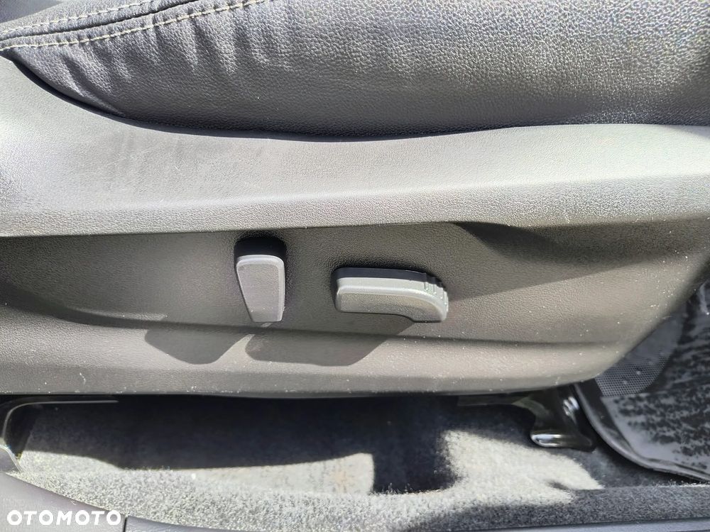 Subaru Forester 2.0i-L Platinum (EyeSight) Lineartronic - 23