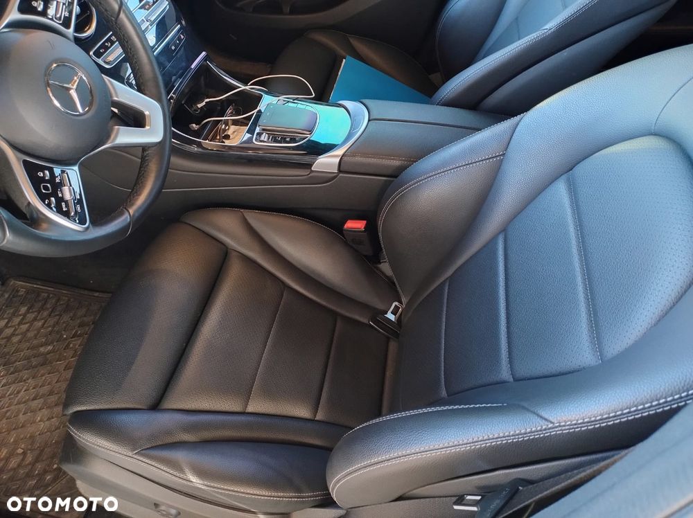 Mercedes-Benz GLC 300 4Matic 9G-TRONIC AMG Line - 17