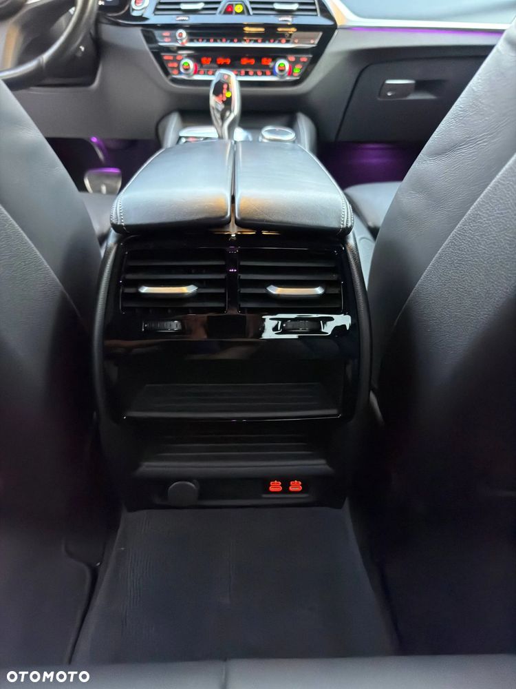BMW Seria 5 - 35