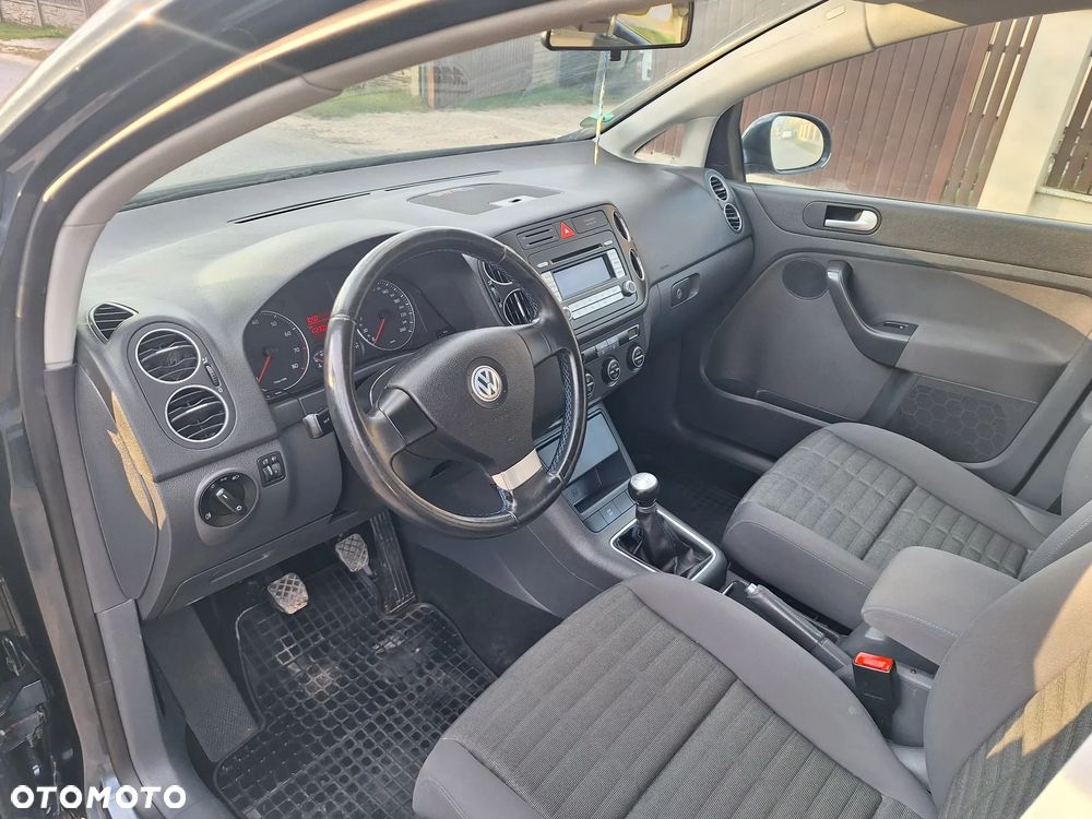 Volkswagen Golf Plus - 13